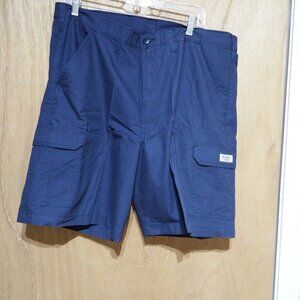 Men's Wrangler Cargo Shorts, Size 40